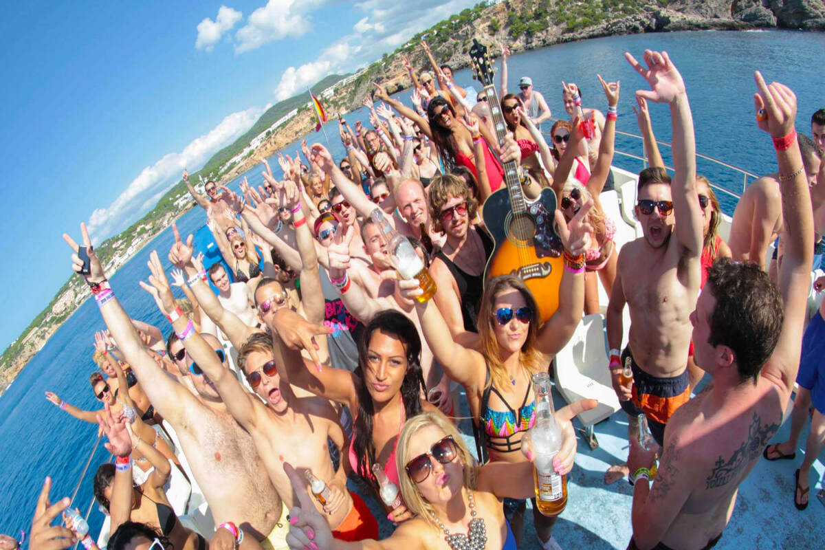 Detailed Look On Boat Party Tickets